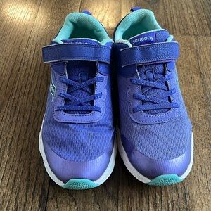 Saucony big girls sz 5W FAIR